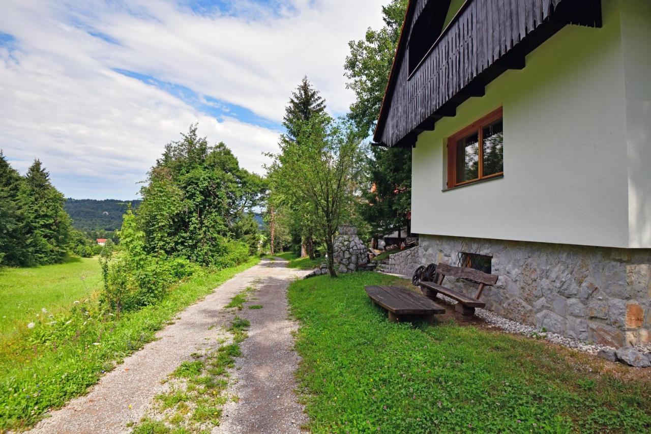 Sweet Stay Forest House Vrhnika Exterior foto